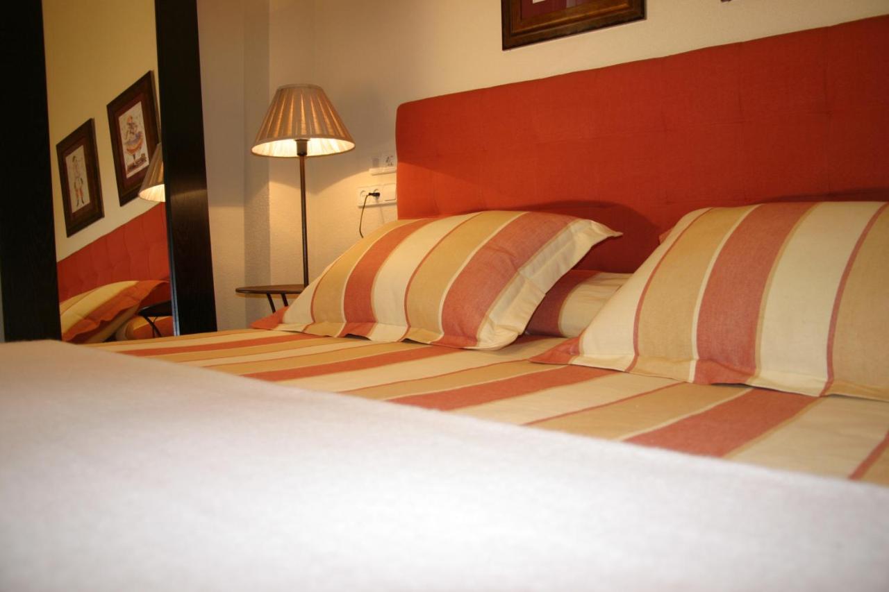 Hotel Arcea Palacio De Las Nieves Langreo Exteriör bild